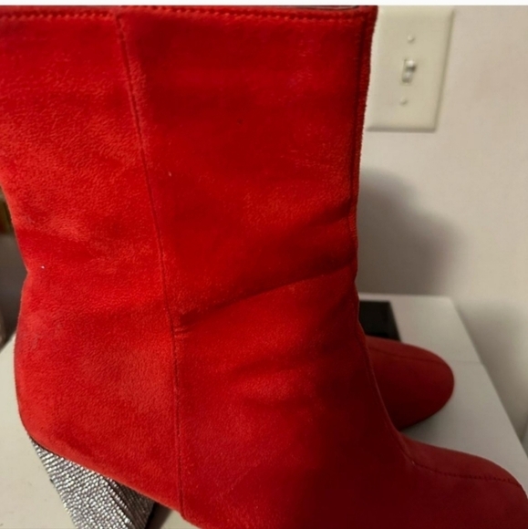 🍁🍂Like new Lucita size 9 red velvet diamond embellished heels - Picture 4 of 6
